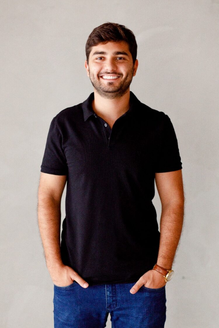 Como a queda do dólar beneficia quem deseja energia solar?