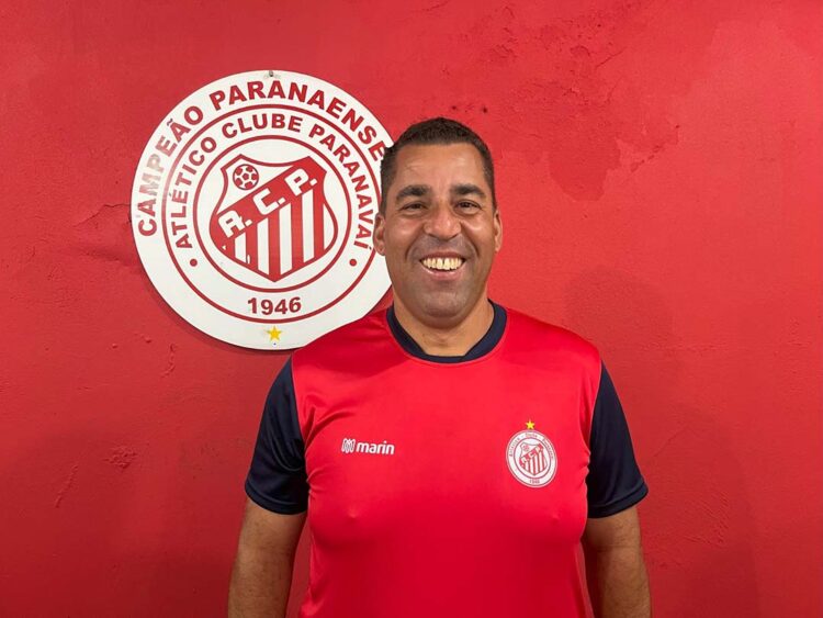Novo técnico do ACP fez estágio com Fernando Diniz, treinador da Seleção