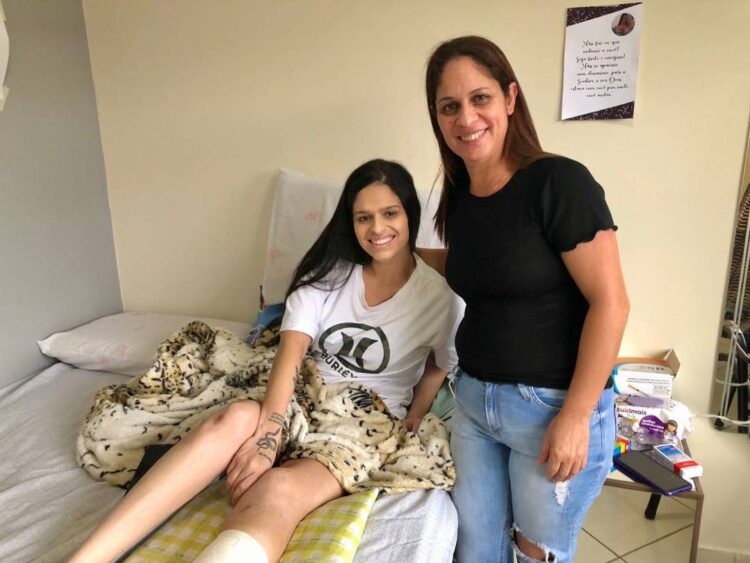 Família e amigos criam vaquinha online para jovem que amputou o pé após acidente