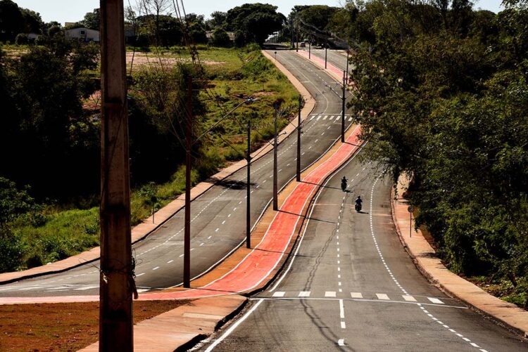 Moradores e comerciantes avaliam  reflexos da duplicação da Avenida Guaporé