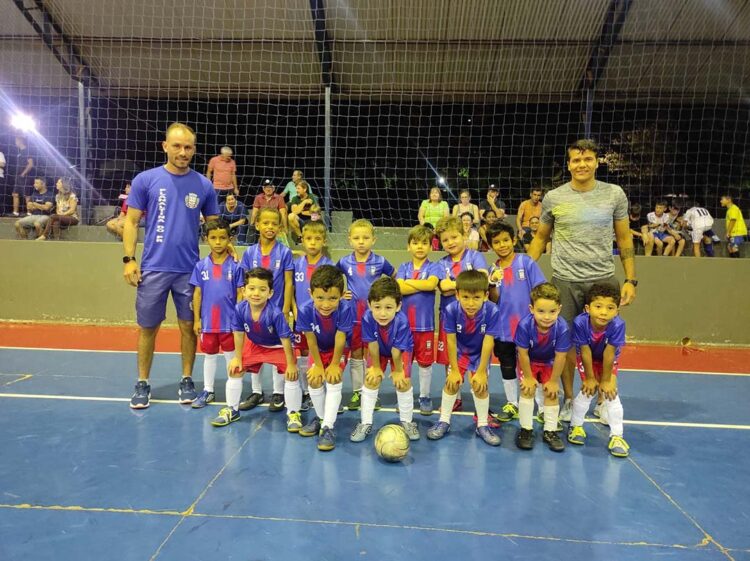 Projetos esportivos em Planaltina do  Paraná atende mais de 200 crianças