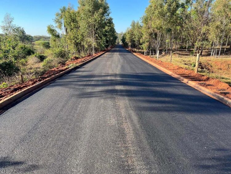 Município entrega pavimentação em  estrada rural do Bairro Cantinho