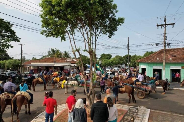 Feriadão em São Pedro do Paraná será de shows e cavalgada