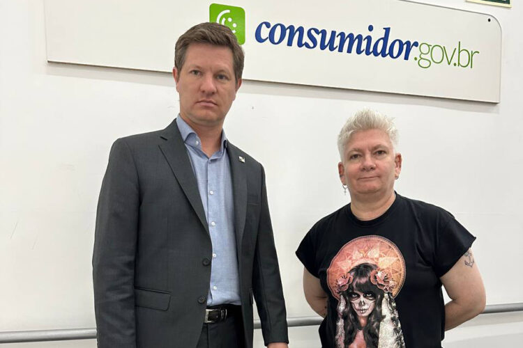 Procon-PR notifica empresa por  descumprimento de contrato com consumidores