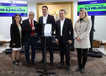 Ratinho Junior libera mais R$ 27,1 milhões do programa Asfalto Novo, Vida Nova