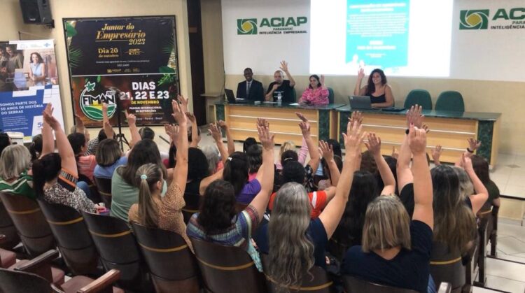 “Professores, agentes de apoio educacional e aposentados pedem o INPC de 5,93%”, diz presidente do Sinserpar