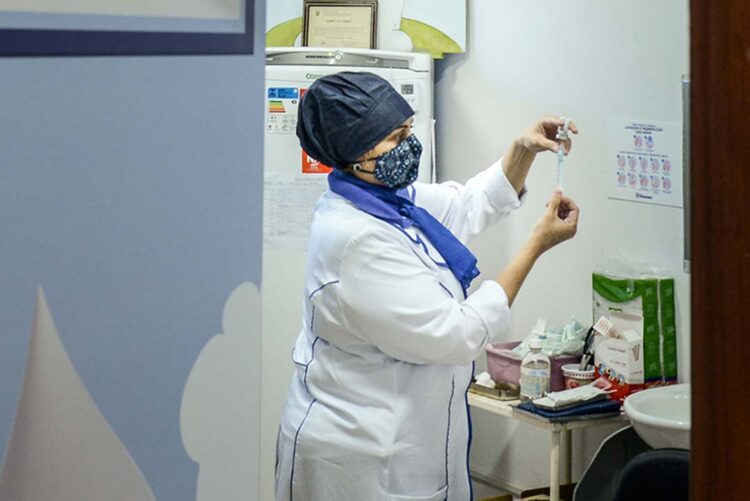 Definido índice de reajuste salarial para profissionais da saúde