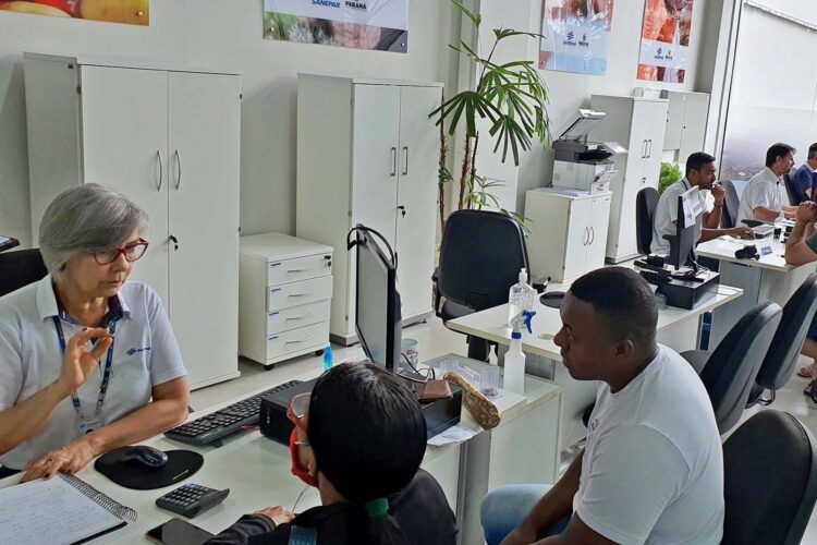 Centrais da Sanepar abrem no sábado  para parcelamento e cadastro