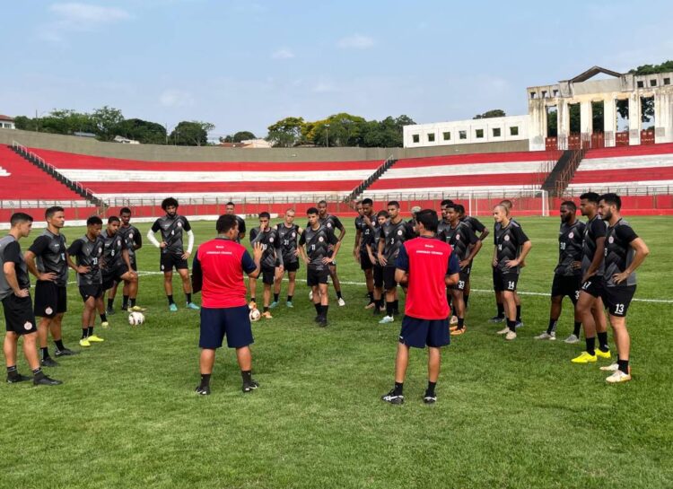 Em busca da segunda vitória seguida na Série C, ACP enfrente o Arapongas no domingo
