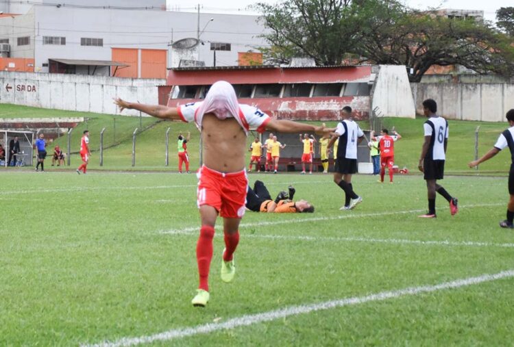 ACP sobe duas posições na tabela  após vencer fora de casa na Série C