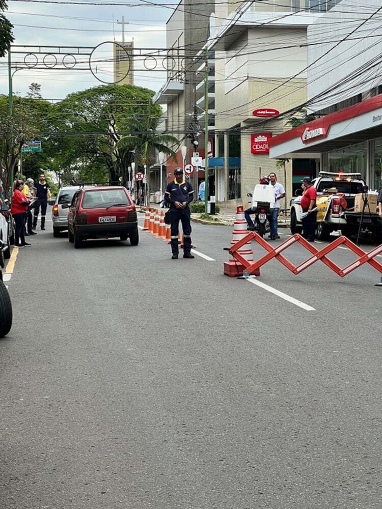 Ditran realiza blitz educativa na Rua Getúlio Vargas