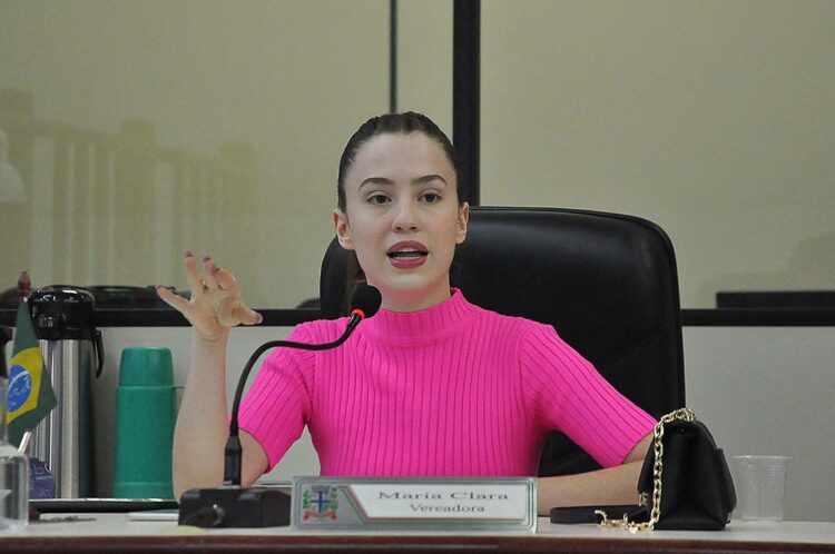 Projeto de lei estabelece política de cuidados a acumuladores compulsivos de animais