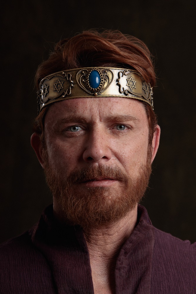 Vikings: Ator compartilha foto ao lado de nova namorada - Online