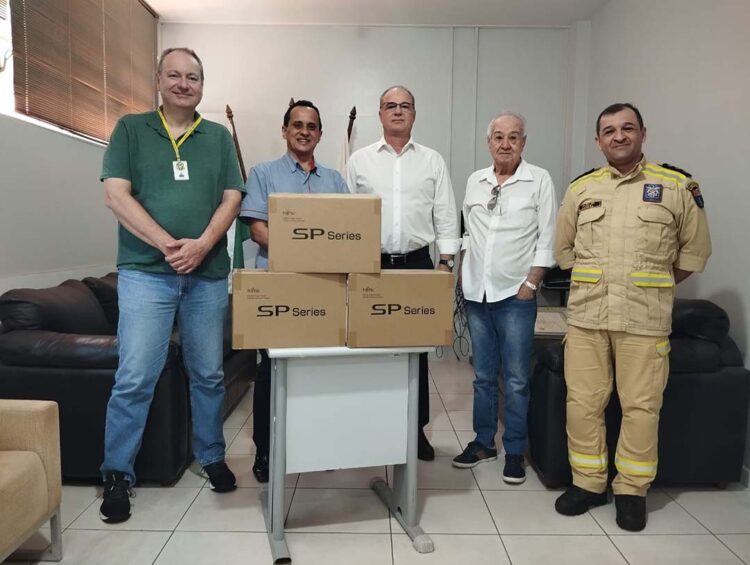 Conseg entrega três aparelhos de escâner para a 8ª SDP de Paranavaí