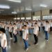 Jovens participam de cerimônia para dispensa do Serviço Militar