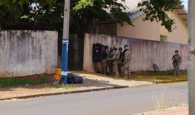 Homem é preso pelo Bope após agredir policial militar em Loanda