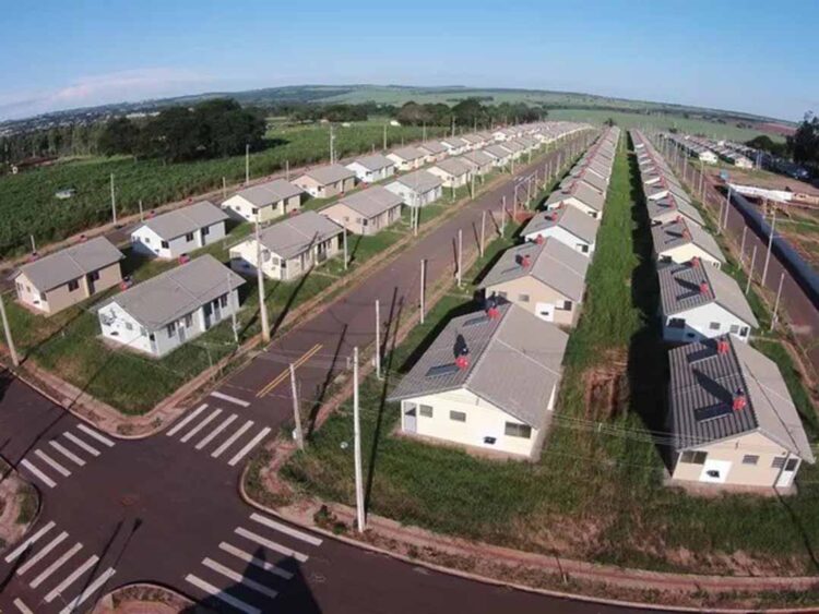 Mulher é detida por perturbação do sossego alheio, em Paranavaí