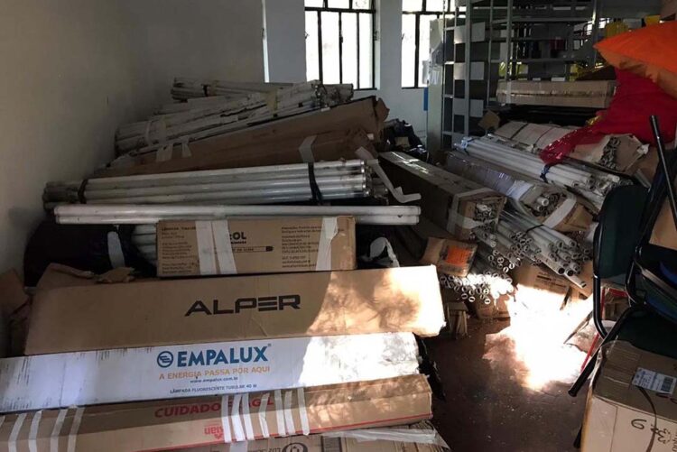 Municípios devem indicar pontos para coleta  de lâmpadas fluorescentes até o final do mês