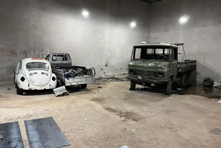 PM descobre barracão utilizado  como desmanche e recupera veículos