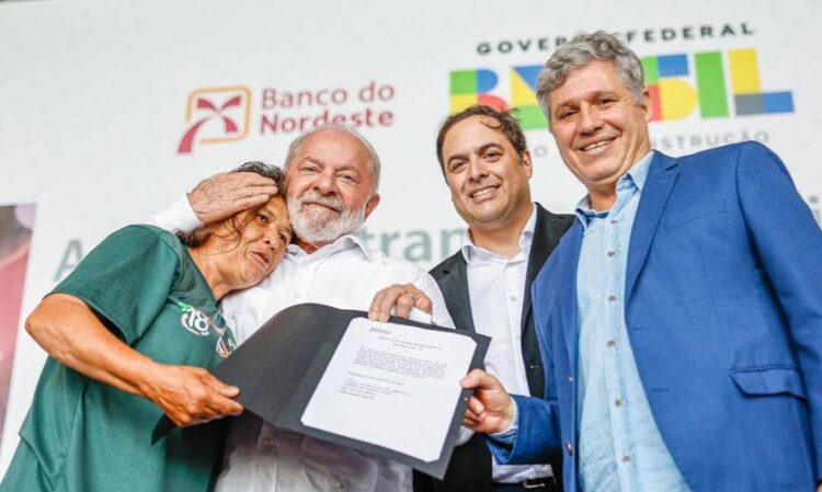 POLÍTICA
