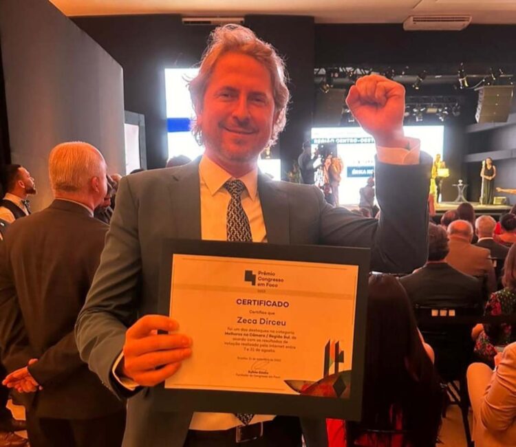 Zeca Dirceu é eleito o melhor deputado federal do Paraná