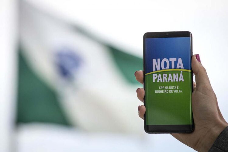 Nota Paraná: consumidores podem doar notas fiscais a entidades de forma automática