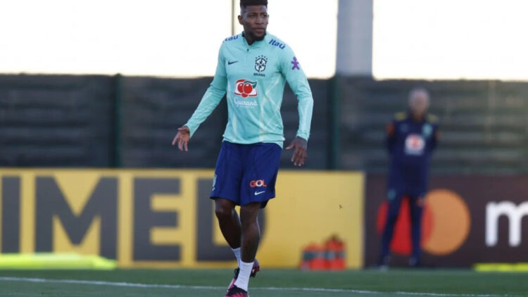 Emerson Royal é convocado para a vaga de Danilo