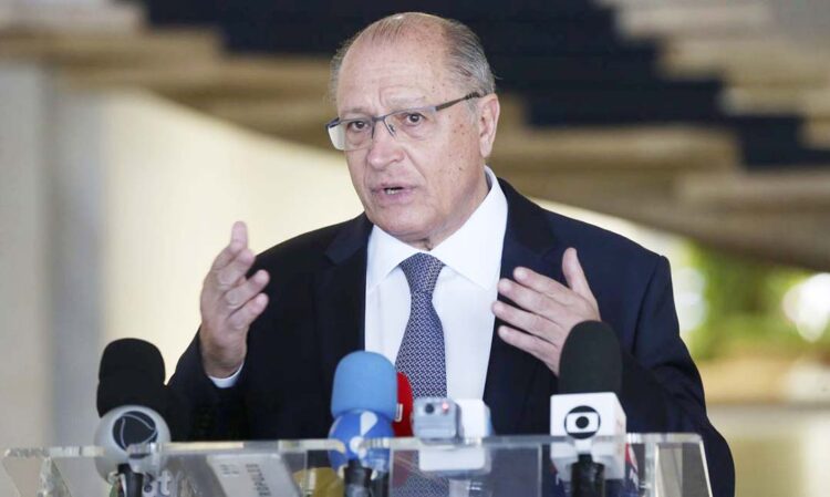 Pequena e média indústria terá apoio  de R$ 1,5 bi com teto em taxa de juros