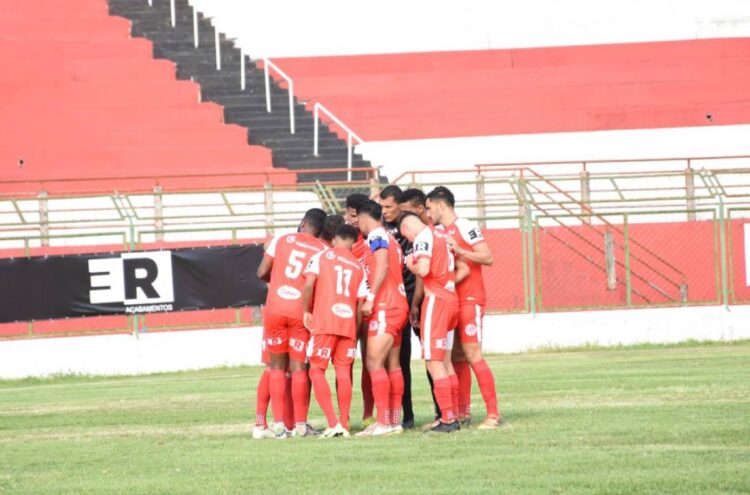 Embalado, ACP busca quarta vitória consecutiva