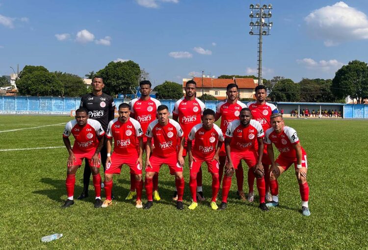 ACP chega a cinco jogos sem derrota no Paranaense