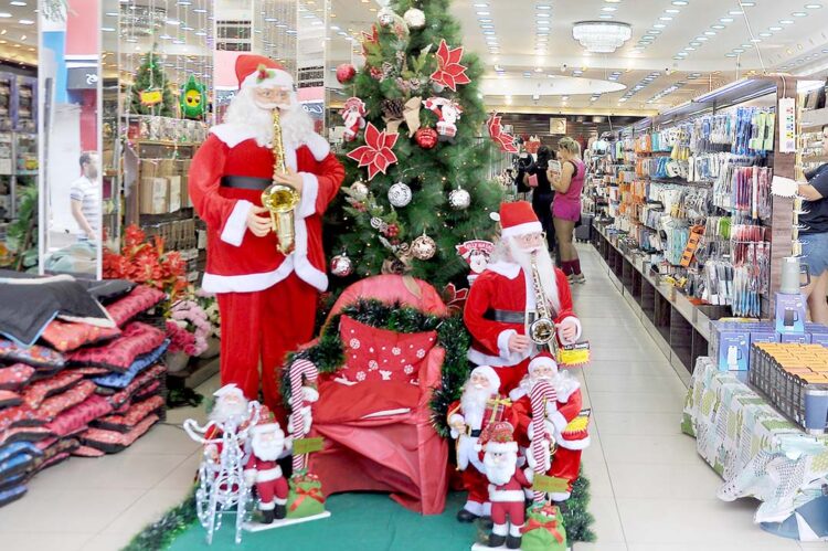 Aciap Começa a entregar kits de Natal e lojistas poderão distribuir cupons a partir de novembro