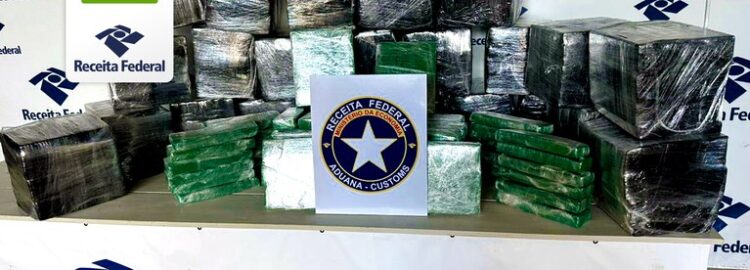Receita Federal apreende 16 kg de cocaína no Porto de Paranaguá