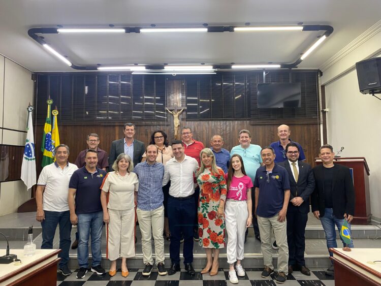Aprovado projeto que declara de utilidade pública Rotary Paranavaí Montoya
