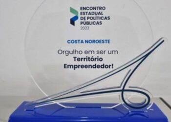 Paranavaí recebe dois prêmios de empreendedorismo em evento estadual
