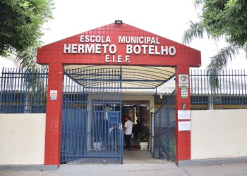 Apresentamos a Escola Municipal Hermeto Botelho