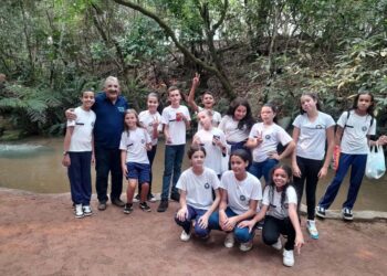 Pontos turísticos de Nova Londrina são transformados sala de aula para alunos da rede estadual