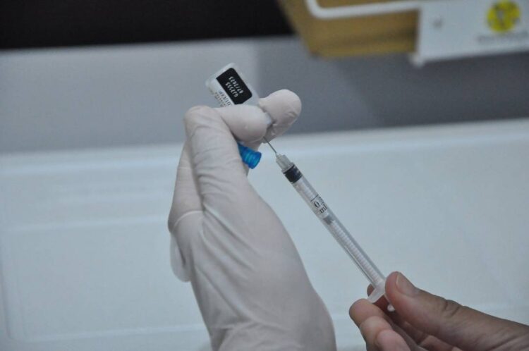 Cobertura vacinal abaixo da meta contribui para aumento de casos de Covid-19 na Região Noroeste