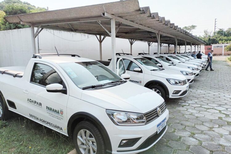 Estado reforça defesa agropecuária com entrega de mais 15 veículos às regionais
