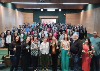 Imunização é tema de encontro de educação  permanente de profissionais da saúde