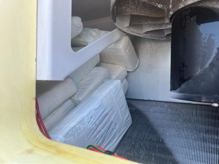 Receita Federal apreende 37,5 kg  de cocaína no Porto de Paranaguá