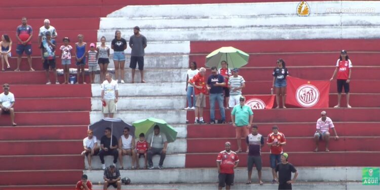 ACP enfrenta Campo Mourão; vale vaga na final