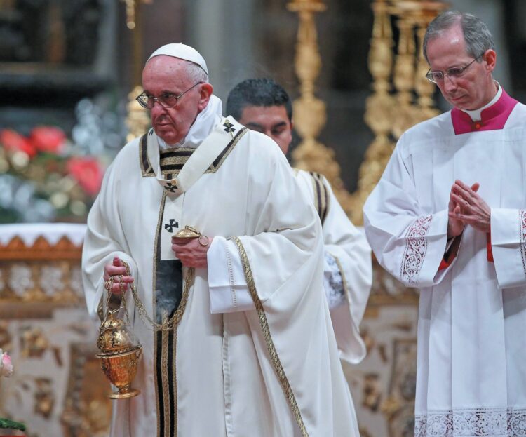 Por que existem quatro missas para celebrar o Natal?
