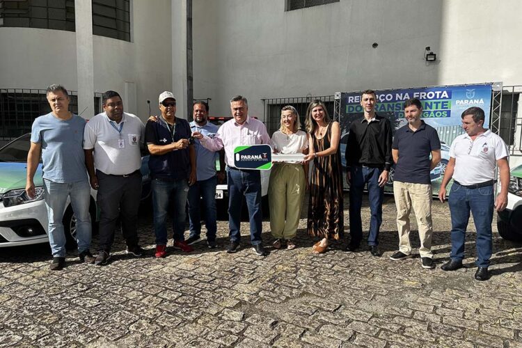 Saúde entrega veículos para reforçar  serviço de transporte de órgãos no Interior