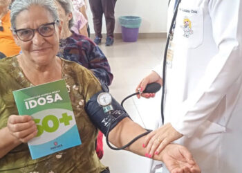 Caderneta de Saúde da Pessoa Idosa  já é usada em todas as unidades do Paraná