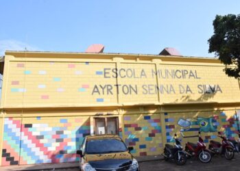 Apresentamos a Escola Municipal Ayrton Senna da Silva 🏎️ 🇧🇷