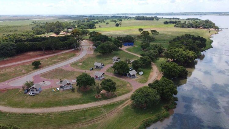 Revitalizada, Prainha do Garimpo oferece melhores condições de uso para visitantes