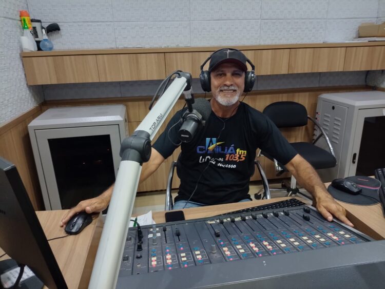 Pedro Machado: há 25 anos comandando  o tradicional programa na Caiuá FM