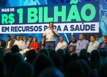 Governador anuncia R$ 1 bilhão para fortalecer a saúde