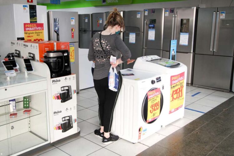 Varejo paranaense mantém estabilidade