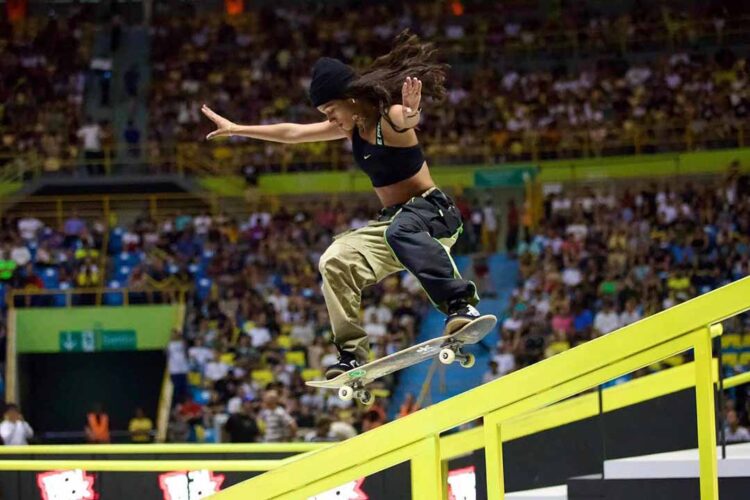 Rayssa Leal leva bicampeonato mundial em SP com nota inédita